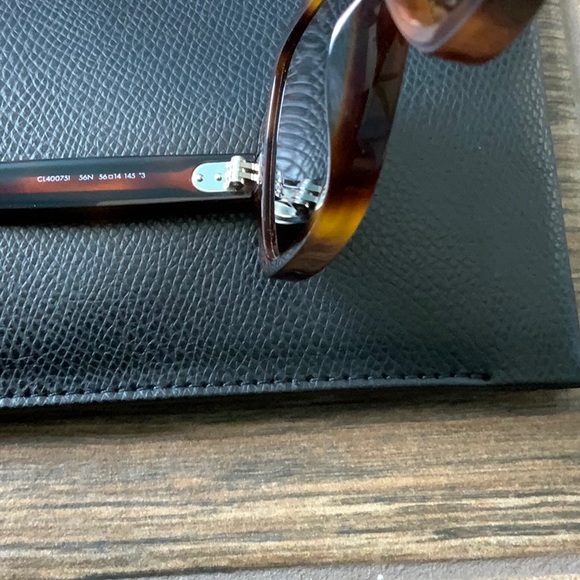 Celine Tortoise Sunnies - Picture 7 of 9